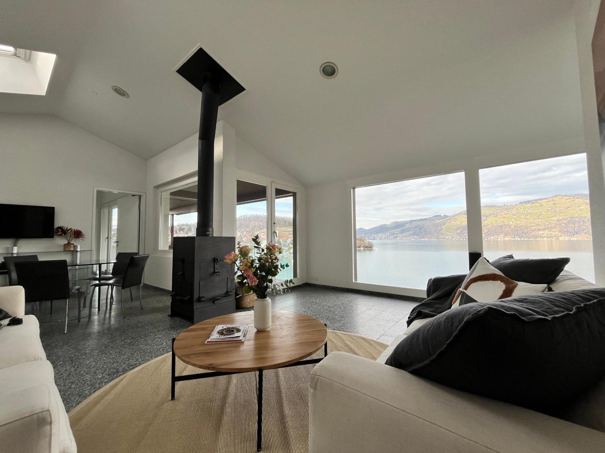 Wohnung Mit Grossartiger Seesicht Und Balkon Spiez Eksteriør billede