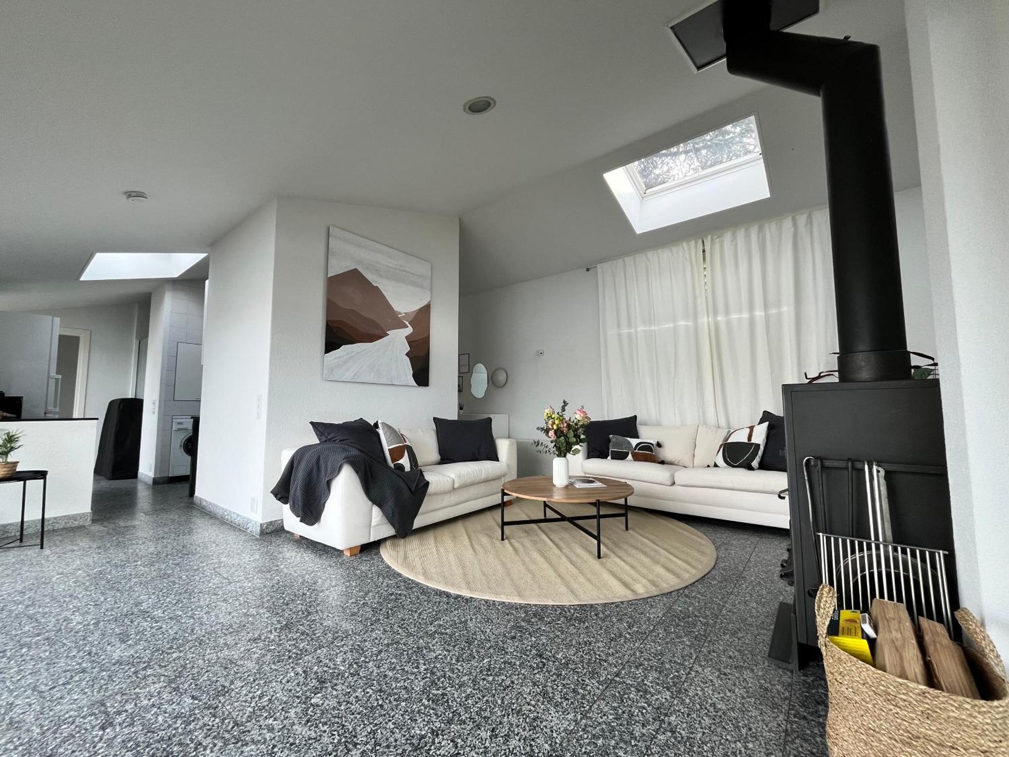Wohnung Mit Grossartiger Seesicht Und Balkon Spiez Eksteriør billede