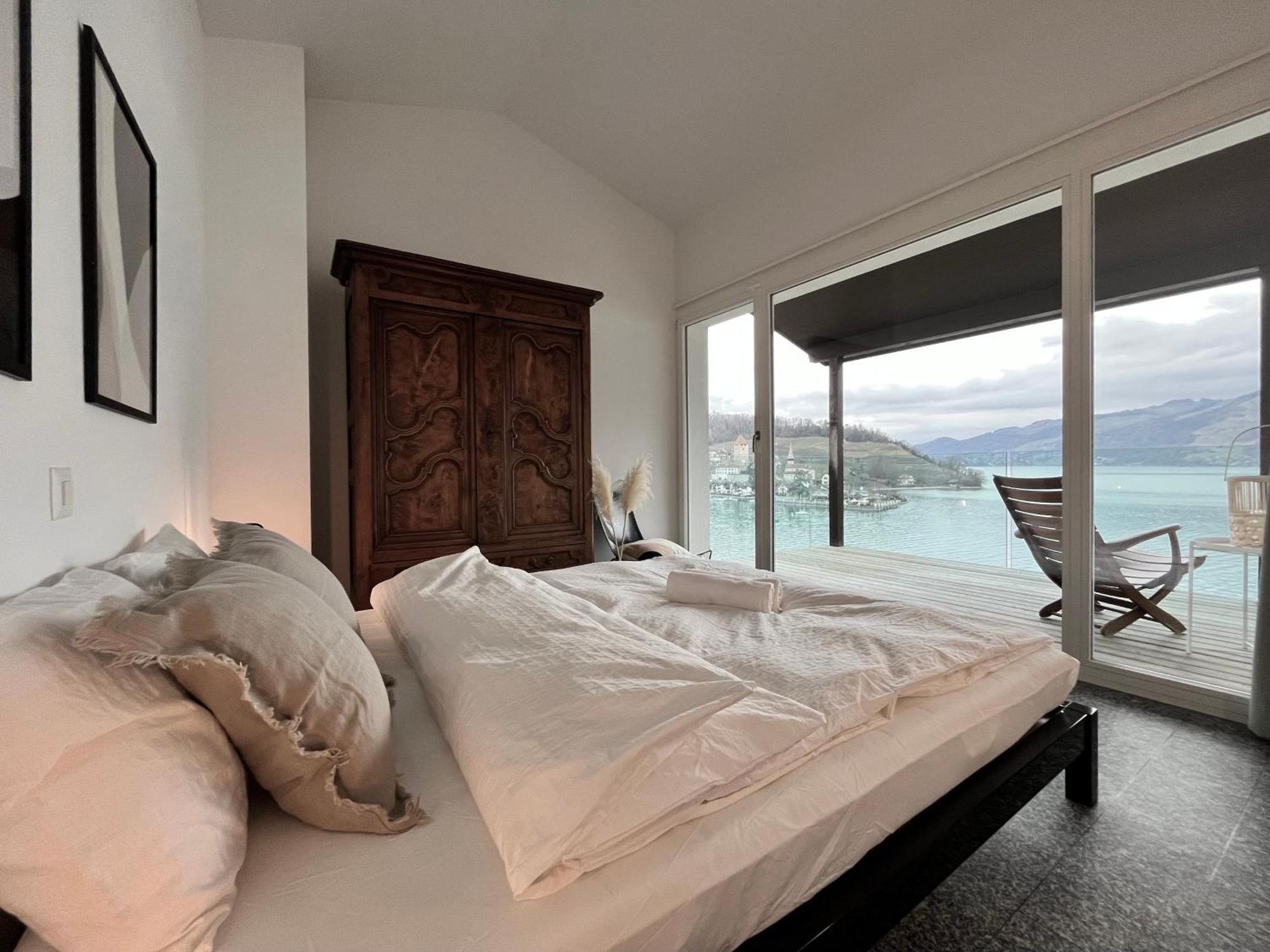 Wohnung Mit Grossartiger Seesicht Und Balkon Spiez Eksteriør billede